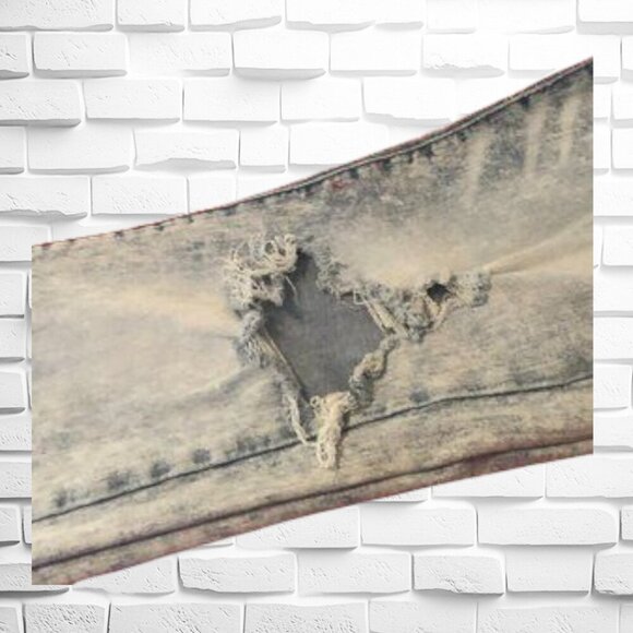 AMERICAN EAGLE Mens Vintage Light Wash Ripped 36" - Picture 4 of 6